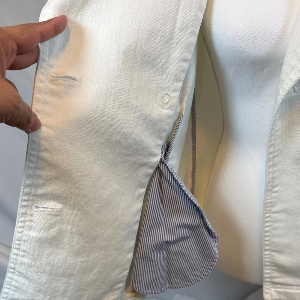 Women's Double-Breasted White Jacket With Pockets and Silver Buttons Size 8